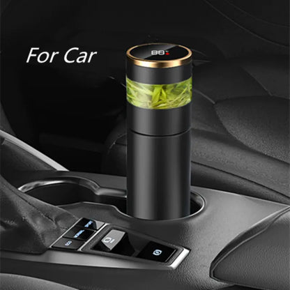 Smart thermos bottle with temperature display in car cup holder, ideal for maintaining beverage temperature on the go.